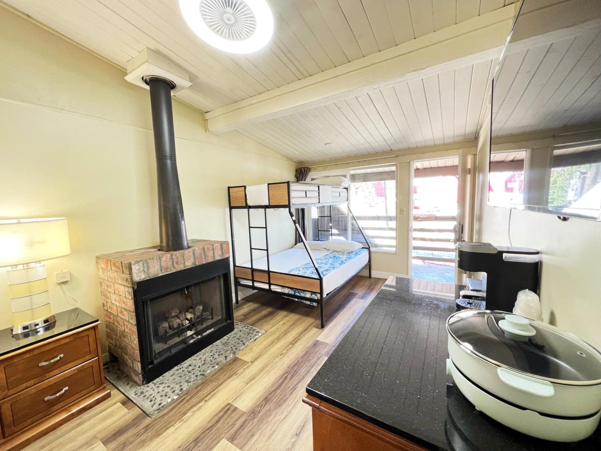 Omeo Suites Big Bear บิ๊กแบร์เลค ห้อง รูปภาพ