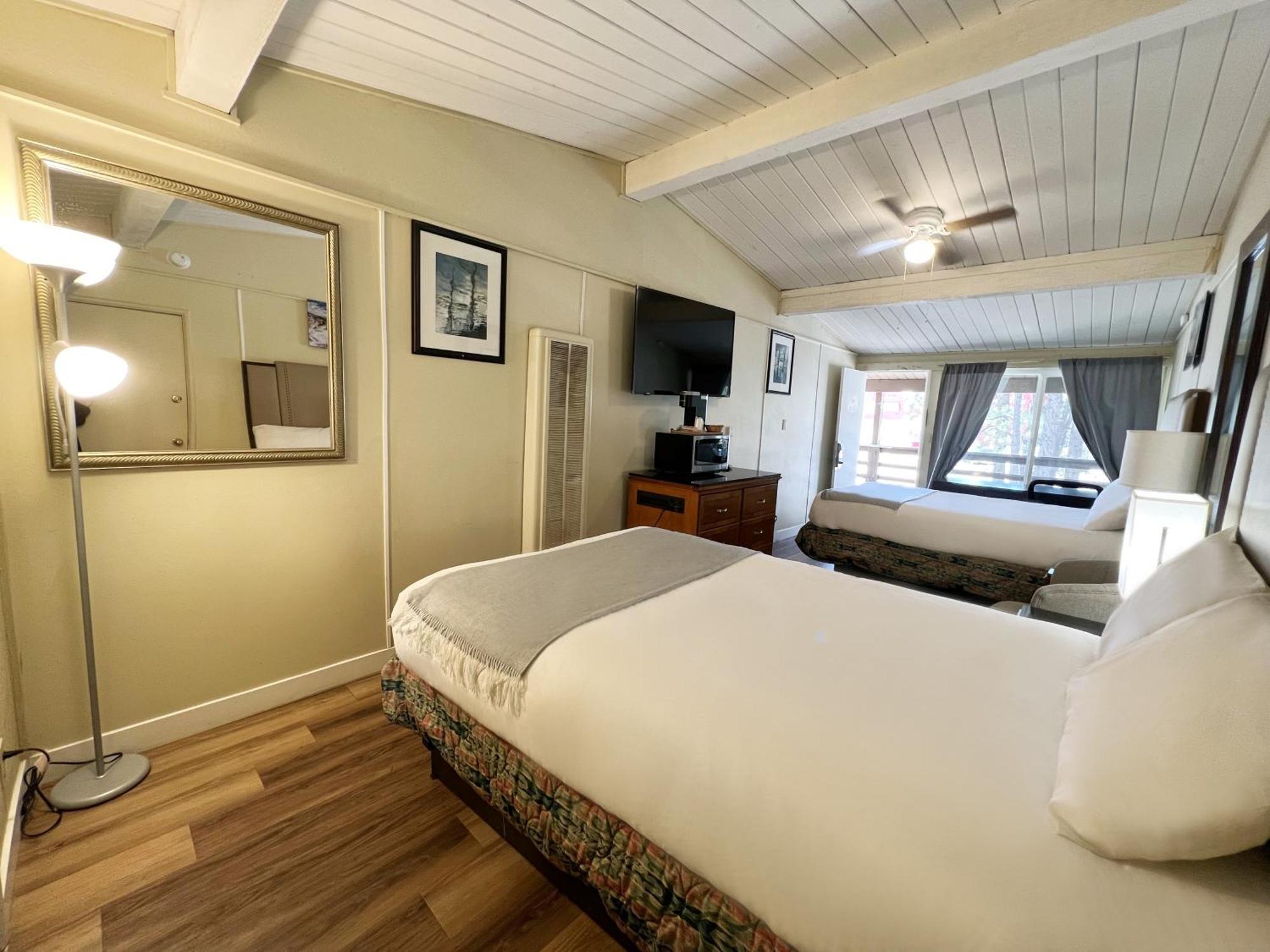 Omeo Suites Big Bear บิ๊กแบร์เลค ห้อง รูปภาพ